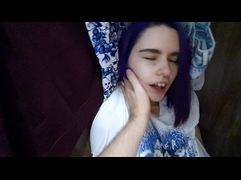 ❤️ Wedi dod o hyd i fy sis yn y closet a helpu ei cum ️❌ Porn porno super wrthon ni ❌️❤